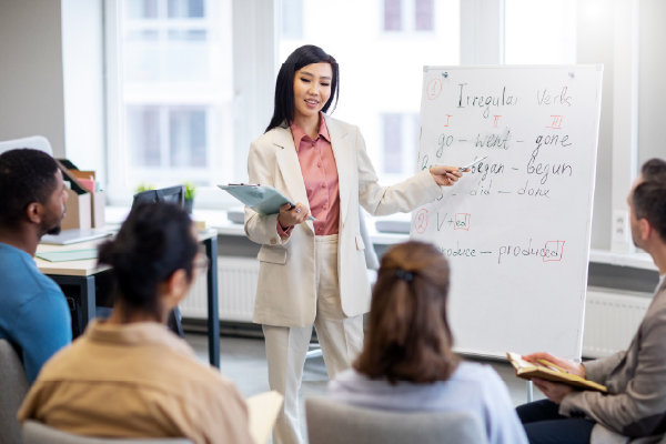 外国人材育成・就労支援事業
